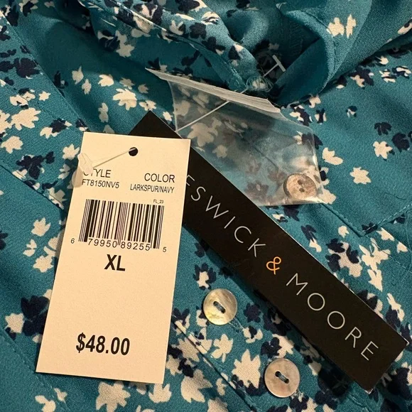 Tahari Teal Floral Button-Front Blouse. Size XL - Picture 7 of 7